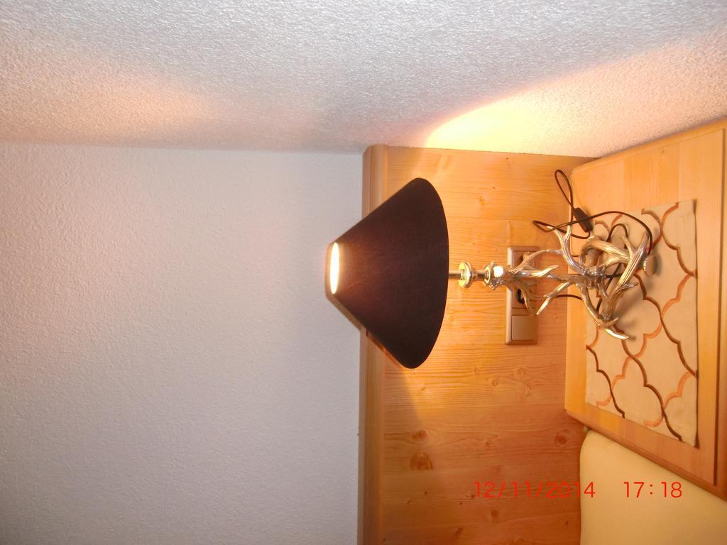 Apart Sissy See Room photo